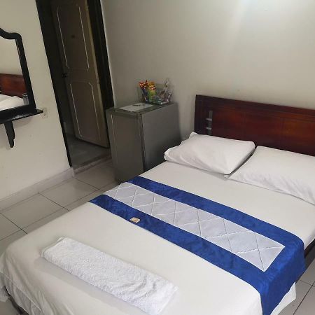 Hotel Alferes Ibagué Exterior foto